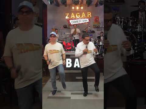😂 ¿Era baile 💃 o se estaba sacando el perro? 🐶