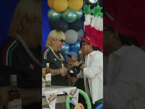 Ancianos en barra descubren que es la IA 🤣🤖