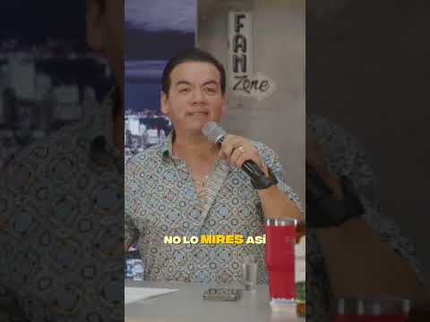 EL RICKY MARTÍN ESTA BIEN PINCH3 BONITO 😍