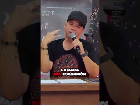 Los pectorales duros de Franco Escamilla 🍒