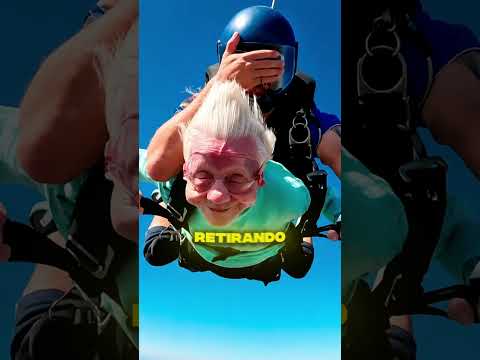 102 años y se aventó en paracaidas 😮🪂