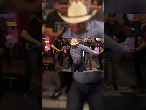 Se descontroló el bar 😂🤠